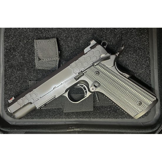 STI HEX-TAC SS 5.0 9mm with 4 mags. Used.