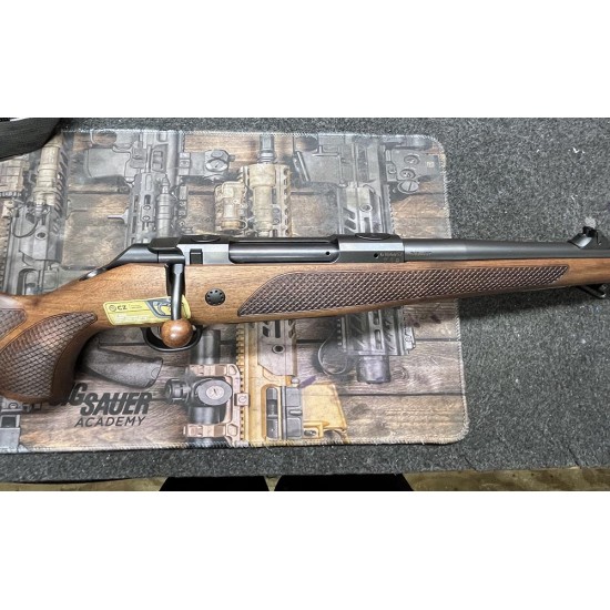 CZ 600 Lux .300WM M15x1 5D