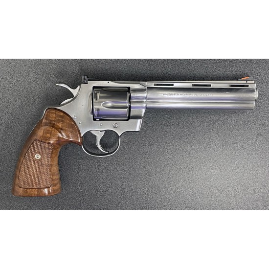 Colt	Python 6" SS 1994 Mint 375 Magnum
