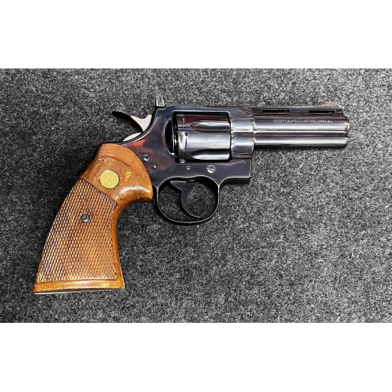 Colt	Python 4" Blue 1985 Mint 375 Magnum